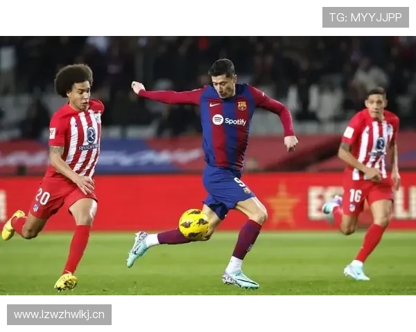 巴萨输球背后体系漏洞逐渐显现，当前阶段表现稳定性面临考验