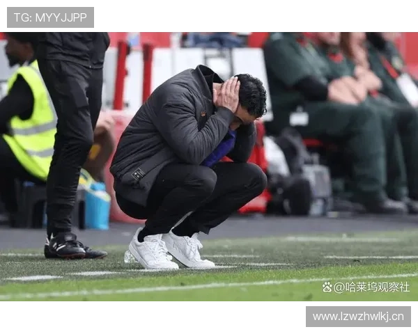 曼联关键比赛抗压能力不足问题持续，对球队赛季竞争稳定性形成考验